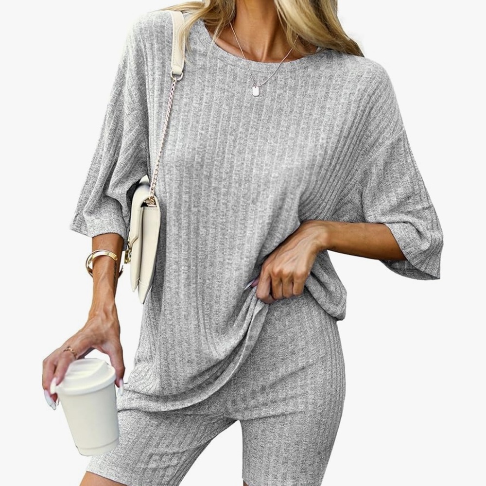 Gray Ribbed Lounge Set